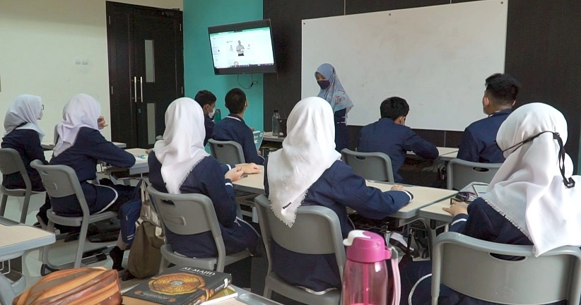 Atlaz Sekolah Menggunakan Atlaz